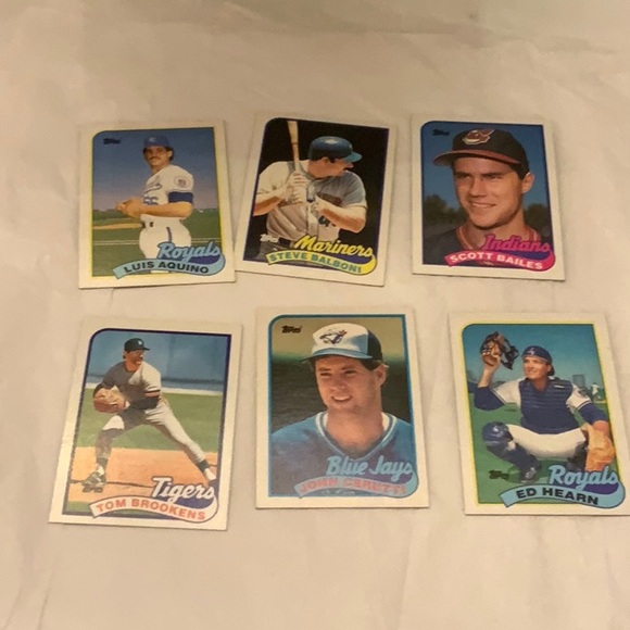 Bundle of Baseball Cards Lot 62** - Picture 3 of 6